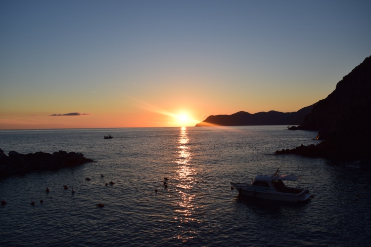 Coucher de soleil Riomaggiore Cinque Terre Mer